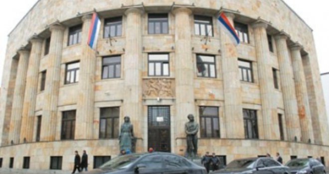 Danas sastanak kod Dodika: Predstavnici srpskih stranaka ponovo napuštaju državne institucije?