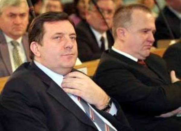 Dodik i Čavić