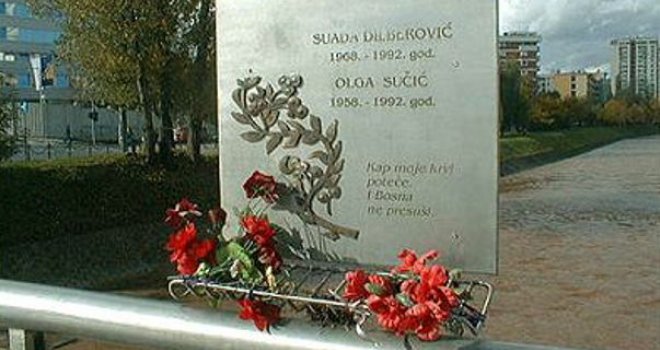 Opet razdvajaju Olgu i Suadu:  Ko to u Sarajevu i dalje dijeli žrtve po imenima?