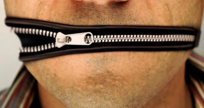 Političari i sada imaju metode pritisaka i zastrašivanja novinara, ovaj zakon vodi cenzuri, autocenzuri i - gašenju medija!