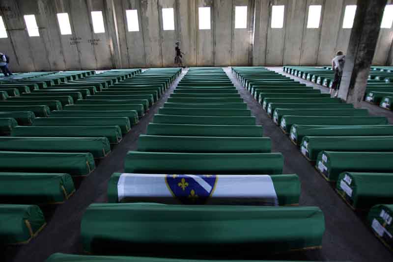 Posljednji obilazak tabuta u Srebrenici/ Foto: DEPO PORTAL