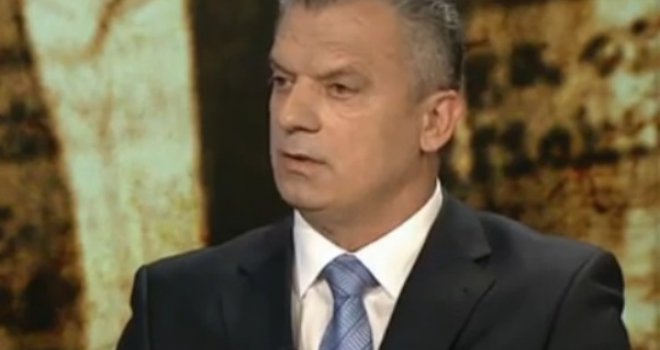 SBB: Bakir Izetbegović će odgovarati za politička ubistva i opljačkano blago