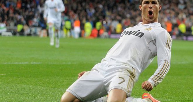 Ronaldo se skinuo u gaćice pa ga zalili kantom ledene vode