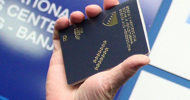 Stižu novi bh. pasoši, skuplji za deset KM!