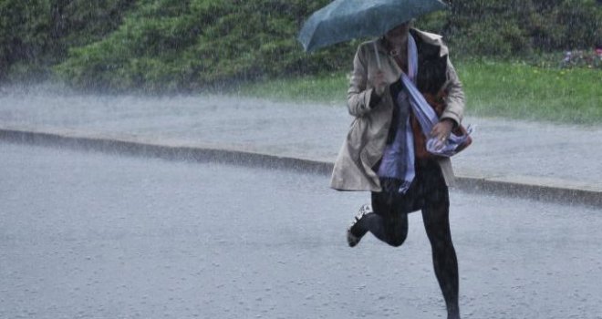 Pripremite kišobrane: U BiH danas kiša, pljuskovi i grmljavina
