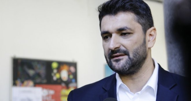 U ponedjeljak novi sastanak SDA, SDP i DF:  Emir Suljagić poručuje...