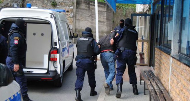 U Sarajevu uhapšeno osam osoba zbog više krivičnih djela