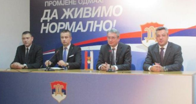 SDS pozvao Milorada Dodika da podnese ostavku