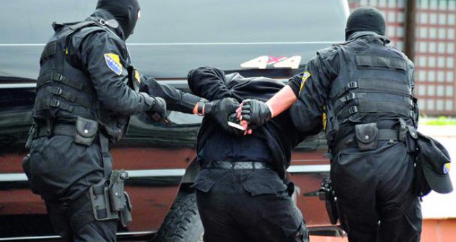 SIPA na području Mostara privela dvije osobe zbog krijumčarenja ljudi