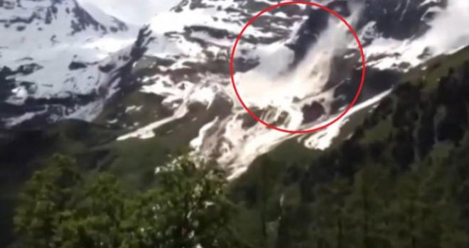 Spasioci pronašli tijela šestero skijaša zatrpanih lavinom
