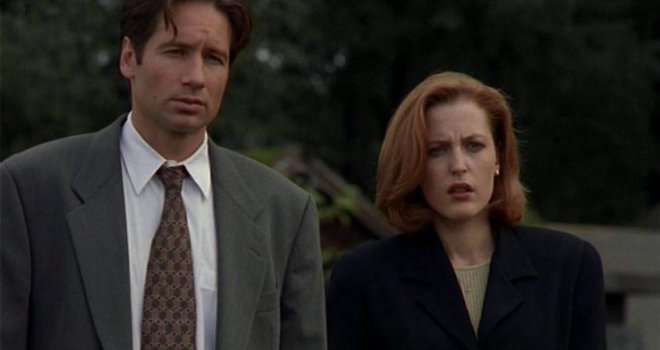 Bila je na vrhuncu slave kao agentica Scully u 'Dosjeima X', ali danas, 26 godina kasnije, ne liči na sebe!