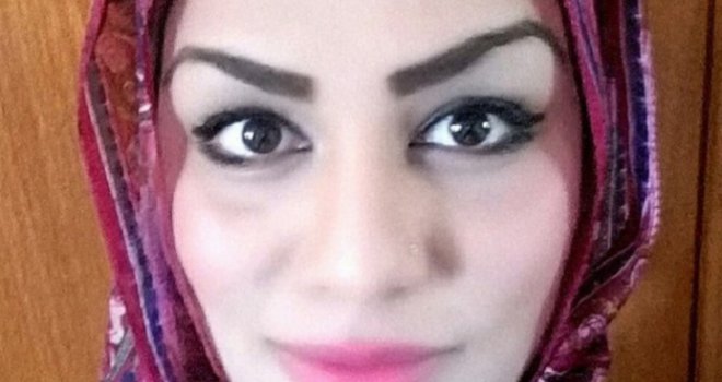 Djevojku s maramom brutalno izvrijeđali u avionu: Ti muslimanko, bolje ti je da j***no šutiš
