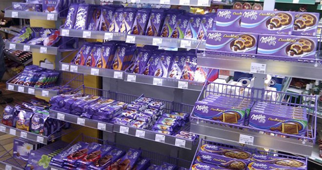 Pronađena plastika u omiljenoj čokoladi: Iz prodaje povučena najpopularnija Milka