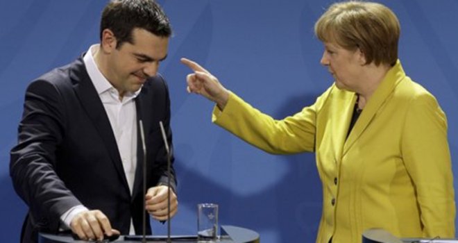 Procurio tajni plan Angele Merkel: Grcima ćemo otpisati pola duga i izbaciti ih iz eurozone