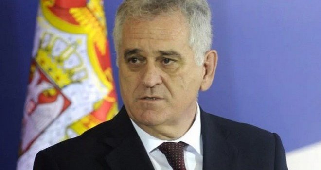 Tomislav Nikolić odustao od kandidature za predsjednika Srbije