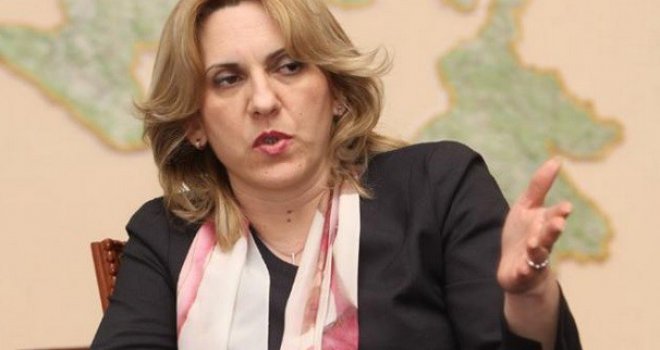 Krivična prijava protiv premijerke Cvijanović i ministra Tegeltije zbog zaduženja RS