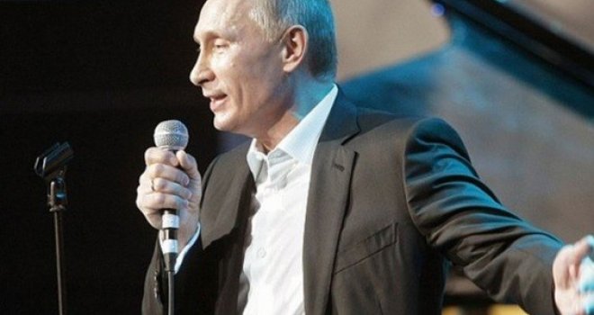 Melodični Putin: Ovako to zvuči kad se harizmatični ruski lider dohvati mikrofona!