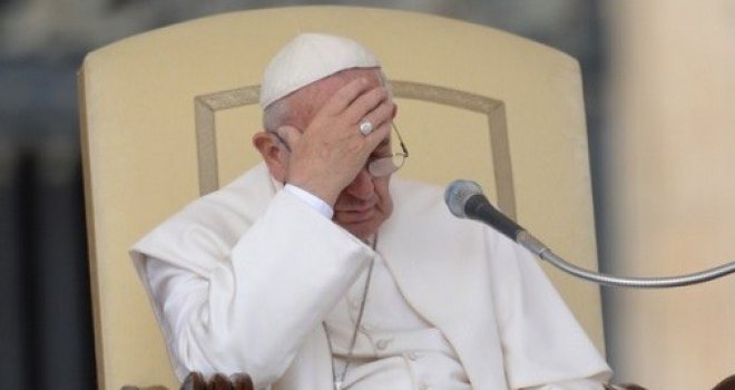 Šokiranost zbog nasilja u crkvi u Francuskoj, papa osudio 'barbarski'  napad
