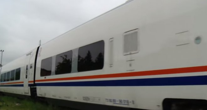 Kinezi žele investirati u željeznice i puteve u BiH