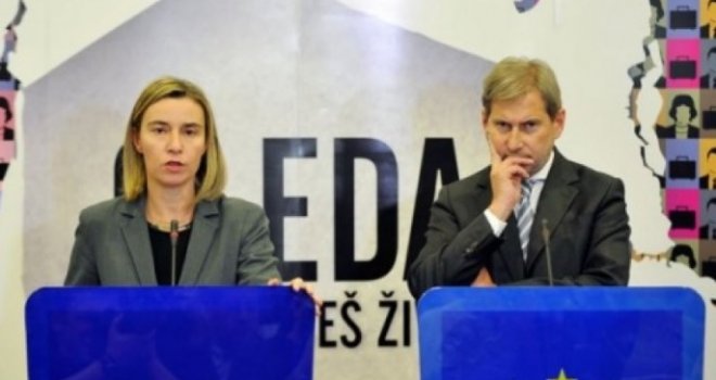 Mogherini i Hahn najoštrije osudili nasilje u makedonskom parlamentu