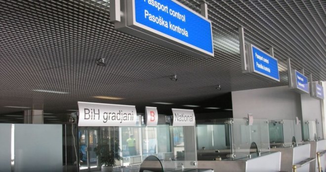 Policajac na aerodromu u Sarajevu krao putnicima novac