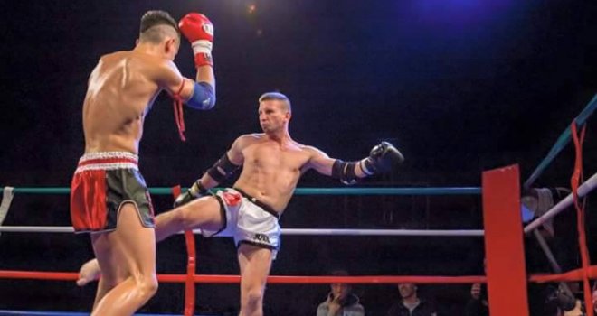 Gordan Zorić  prvi  BiH  bokser  koji nastupa u Engleskoj na UBBAD(BKB1) Promotions borbi bez rukavica