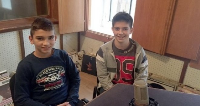 Čudesna priča iz Herceg Novog: Dječaci vratili Bosancu novčanik pun para i odbili nagradu