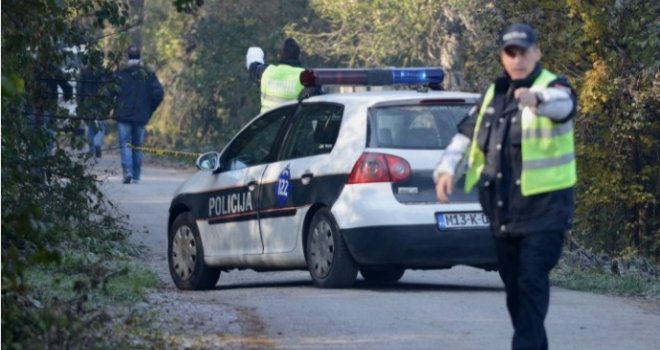 Filmska pljačka u Drvaru: Upali u banku, pokupili novac i ranili policajca