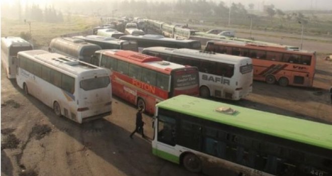 Sirija: U eksploziji autobombe u blizini konvoja autobusa 39 mrtvih