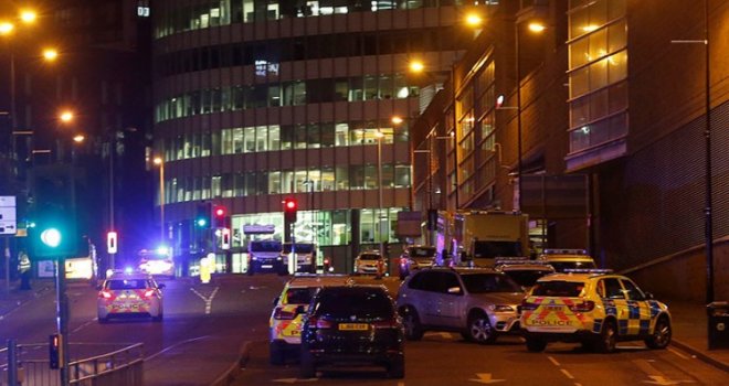 Tri osobe uhapšene u vezi sa napadom u Manchesteru