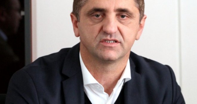 Ministar Kazazović se oglasio o spornom Kodeksu o oblačenju i ponašanju na Univerzitetu u Sarajevu