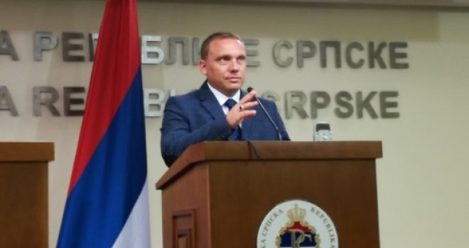 Nedim Čivić napustio SDA zbog nezadovoljstva odlukama stranačkog predsjedništva: 'Sebe sam dao stranci...'