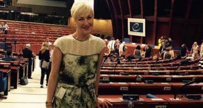 Amila Mujčinović: Žena ženi nije vuk, napredujemo i ujedinjujemo se!