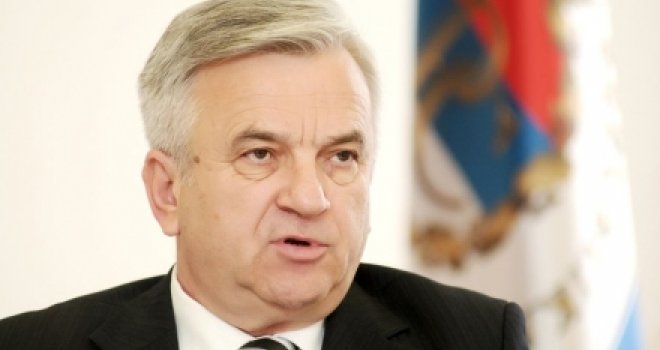 Predsjedništvo DNS-a smijenilo Čubrilovića s pozicije zamjenika predsjednika