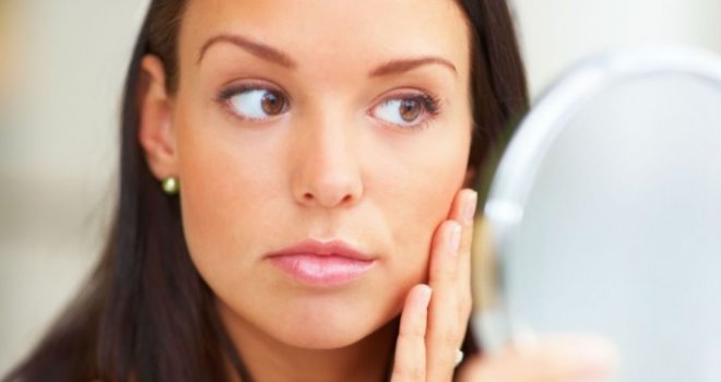 Zdravlje se odražava na licu: Ovo su znakovi da hitno morate dermatologu