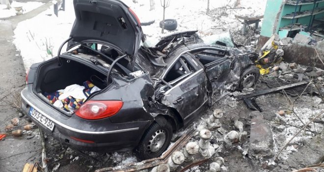 SVE je smrskano: Jezive fotografije s mjesta nesreće u kojoj su poginuli rođaci Enes i Ahmed Muratović