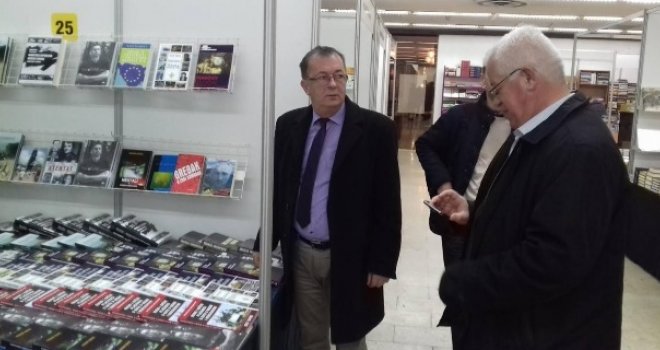 U Sarajevu počeo 13. Zimski salon knjige: Svoja djela izložili autori koji su pisali o ratnim dešavanjima u BiH
