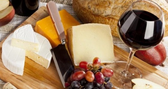 Sumnjivi sirevi pojavili se na tržištu BiH: Ova dva proizvoda mogu izazvati alergijske reakcije