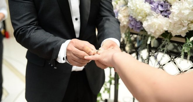 Snimak iz Hercegovine kruži internetom, mladenka doživjela popriličan šok: Ovakvog gosta sigurno niste vidjeli na svadbi