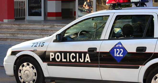 Stravična nesreća u Mostaru: Šipke sletjele sa kamiona pa probile vjetrobransko staklo vozila koje se kretalo suprotnom stranom
