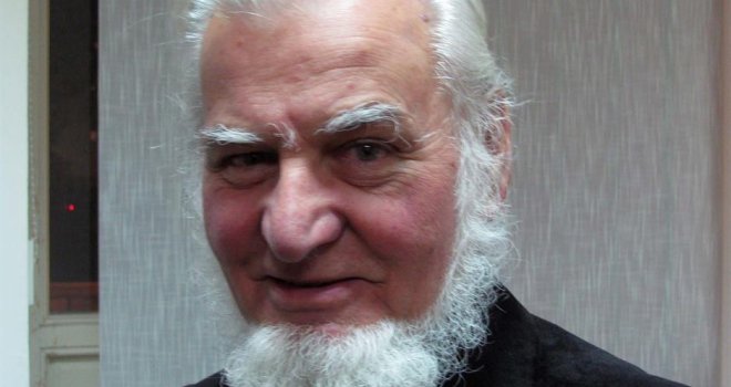Umro poznati likovni, pozorišni i književni kritičar Vojislav Vujanović 