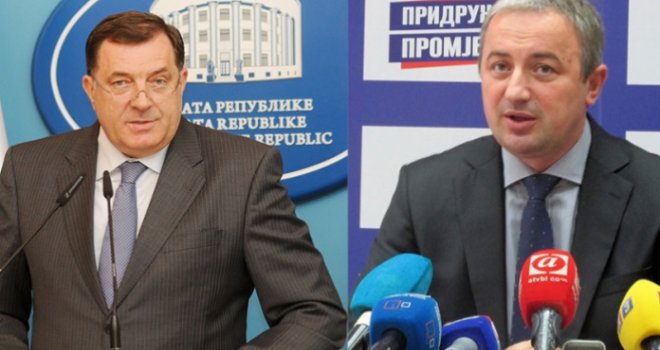 Dodik: Borenović je više sijed nego ja; Borenović: Ja ne farbam ni kosu ni narod