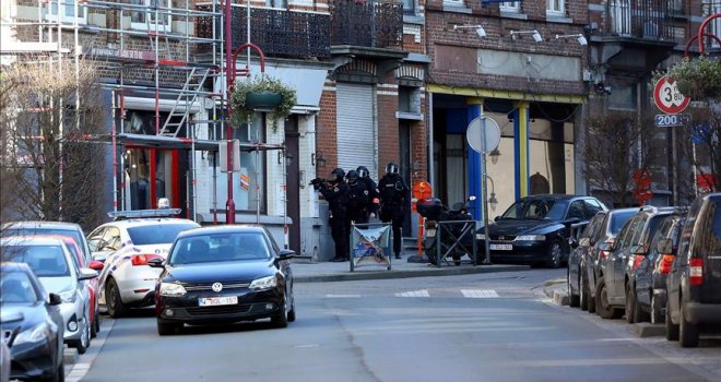 Policijska akcija u Briselu: Opkoljene naoružane osobe u jednoj zgradi