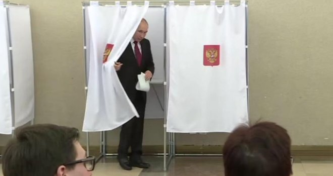 Otvorena birališta na predsjedničkim izborima u Rusiji: Putin favorit za osvjajanje četvrtog mandata