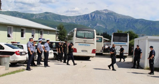 Nekoliko migranata pobjeglo iz kampa Salakovac, u Bihaću masovna tučnjava, uhapšeno šest osoba