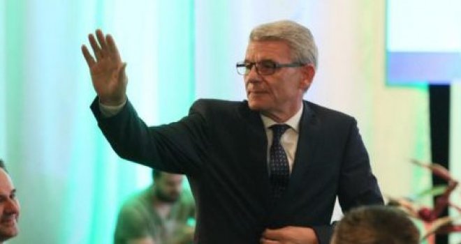 Šefik Džaferović o formiranju vlasti: Niko nije isključen, trebamo praviti stabilnu koaliciju