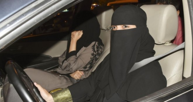 Saudijska Arabija je imala dobre razloge vrijedne 90 milijardi dolara da dozvoli ženama da voze, a evo i koje!