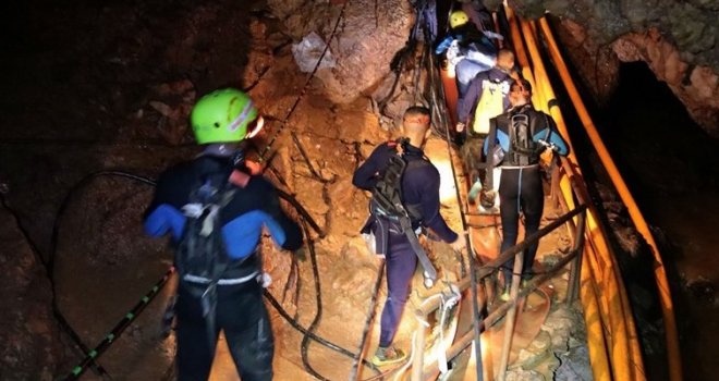 Osam dječaka spašeno iz pećine u sjevernom Tajlandu