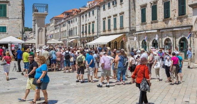 Propast Dubrovnika: Grad puca po šavovima, u povijesnoj jezgri još jedva da iko živi... Hoće li sam sebe uništiti?