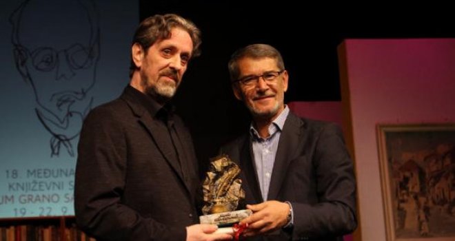 Semezdin Mehmedinović dobio nagradu 'Meša Selimović' za roman 'Me'med, crvena bandana i pahuljica'